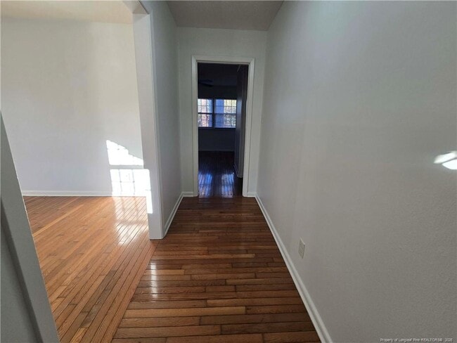 Building Photo - 409 Glen Canyon Dr