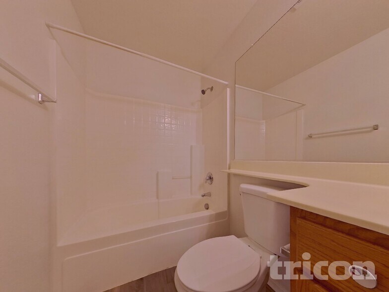 Building Photo - 25862 W Whyman St