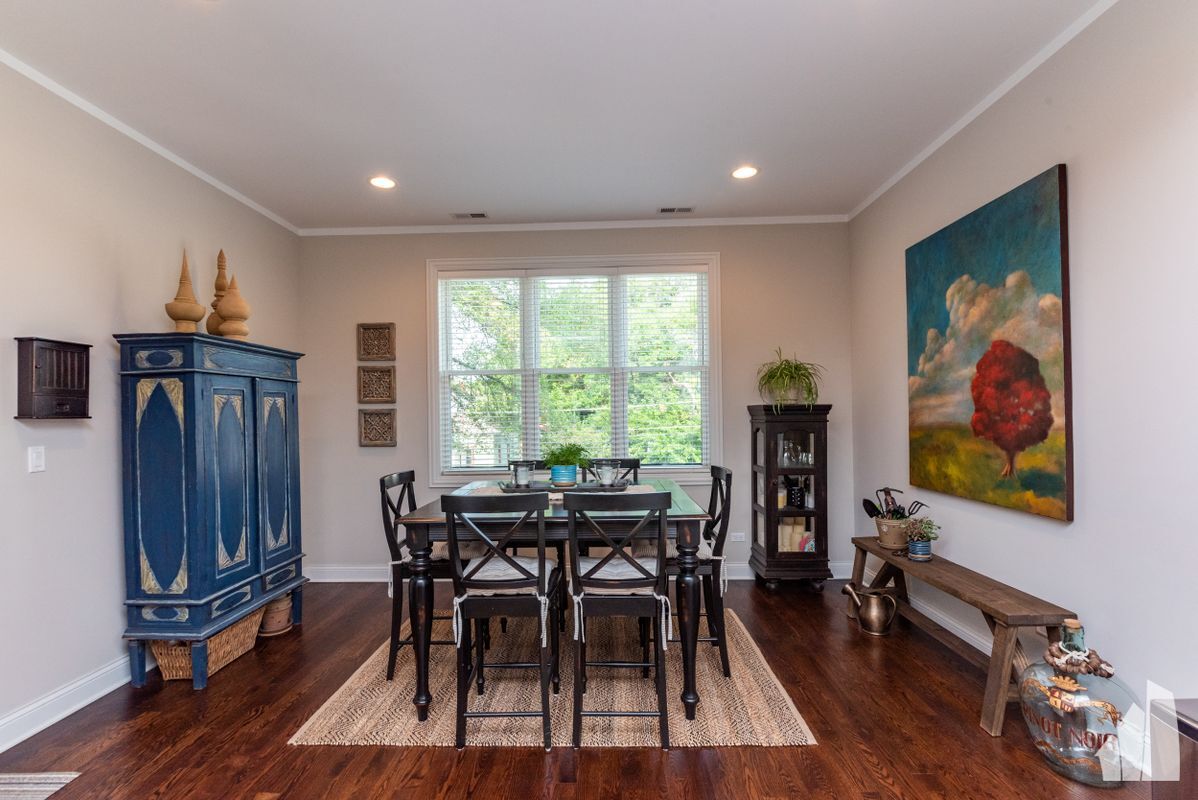 Building Photo - 839 Lyman Ave