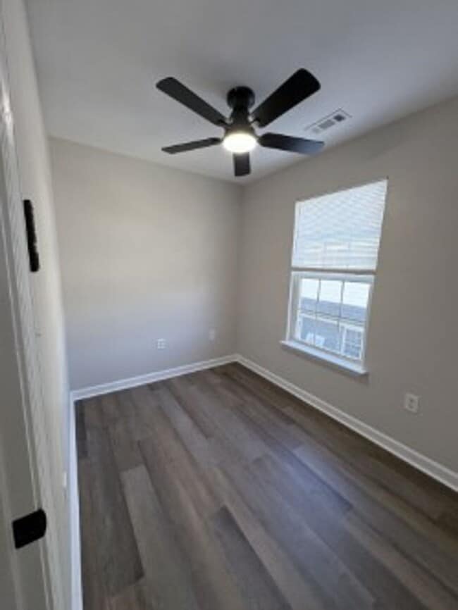 Building Photo - Washington Bourgh