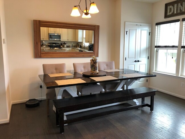 Building Photo - 8054 Elton St