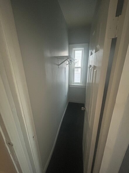 1Bedroom closest - 40 Moulson St