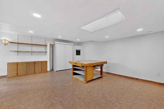 Building Photo - 3503 Berkeley Pl NE