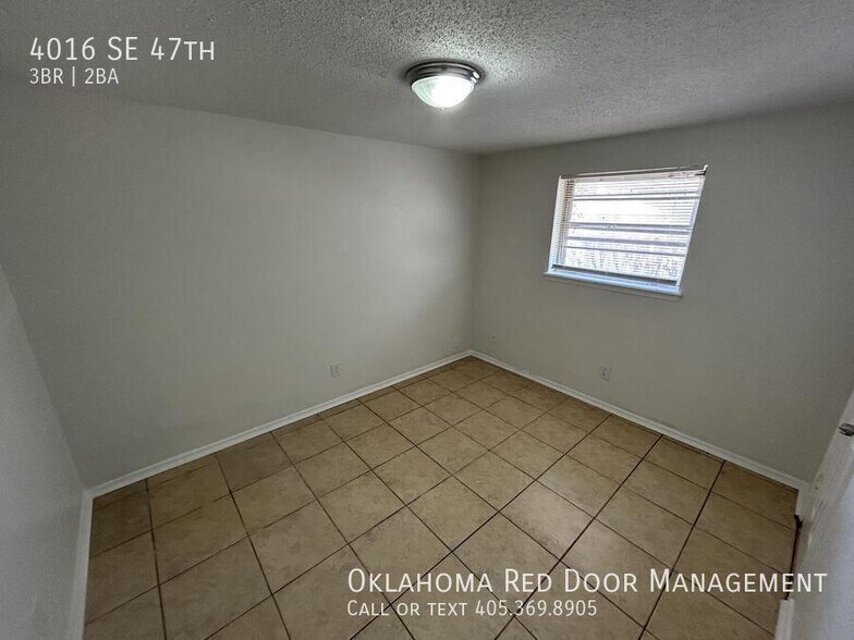 Building Photo - 4016 SE 47th St