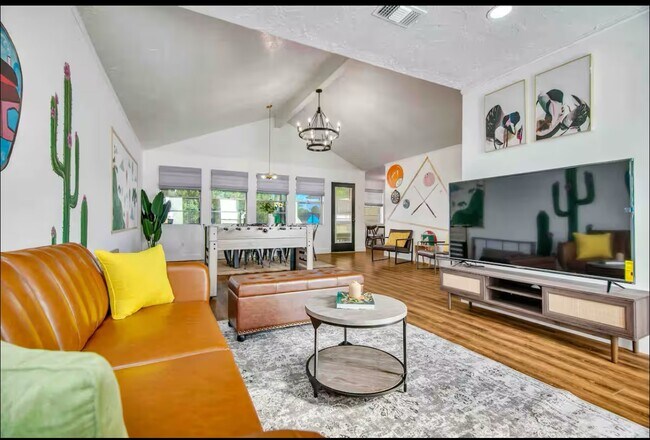 Building Photo - 3107 Cherry Creek Dr