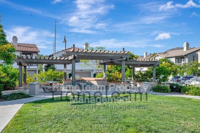Building Photo - 263 Aventura Dr