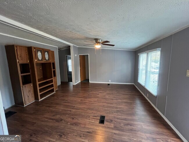 Building Photo - 481 Prather Bridge Rd