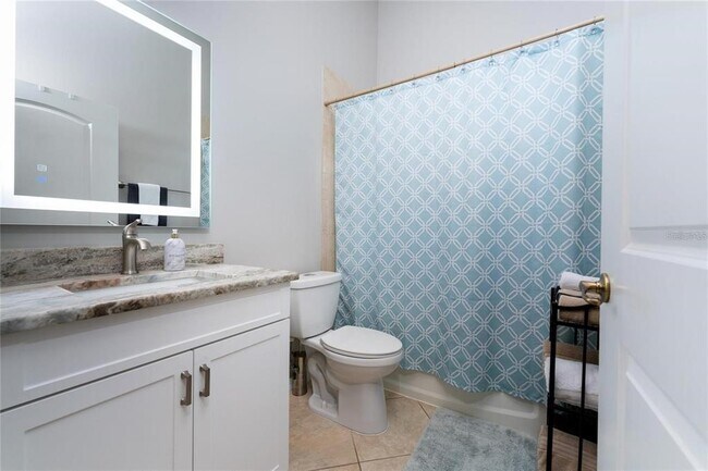 Building Photo - 319 Monaco Dr