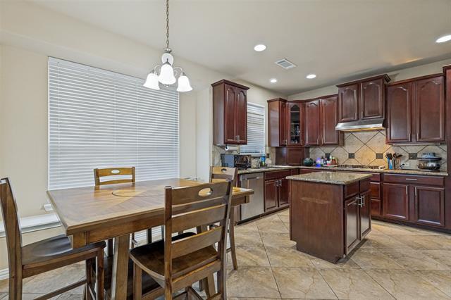 Building Photo - 3501 Meridian Dr