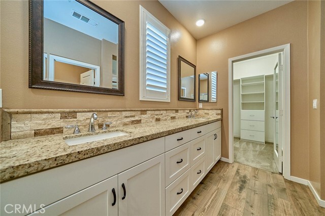 Building Photo - 35879 Landon Ln