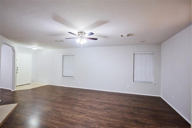 Building Photo - 3638 Siebinthaler Ln