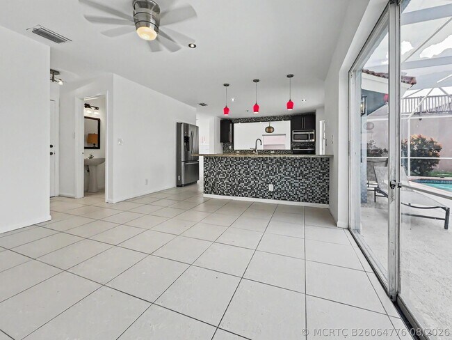 Building Photo - 10133 Brookville Ln
