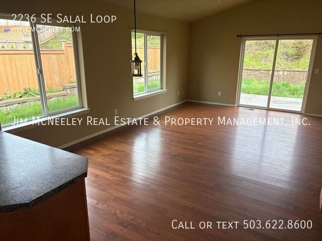 Building Photo - 2236 SE Salal Lp