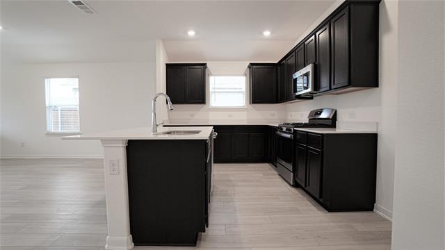 Building Photo - 1719 Arroyo Rd