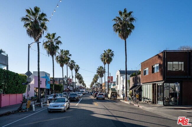 Building Photo - 1510 Electric Ave