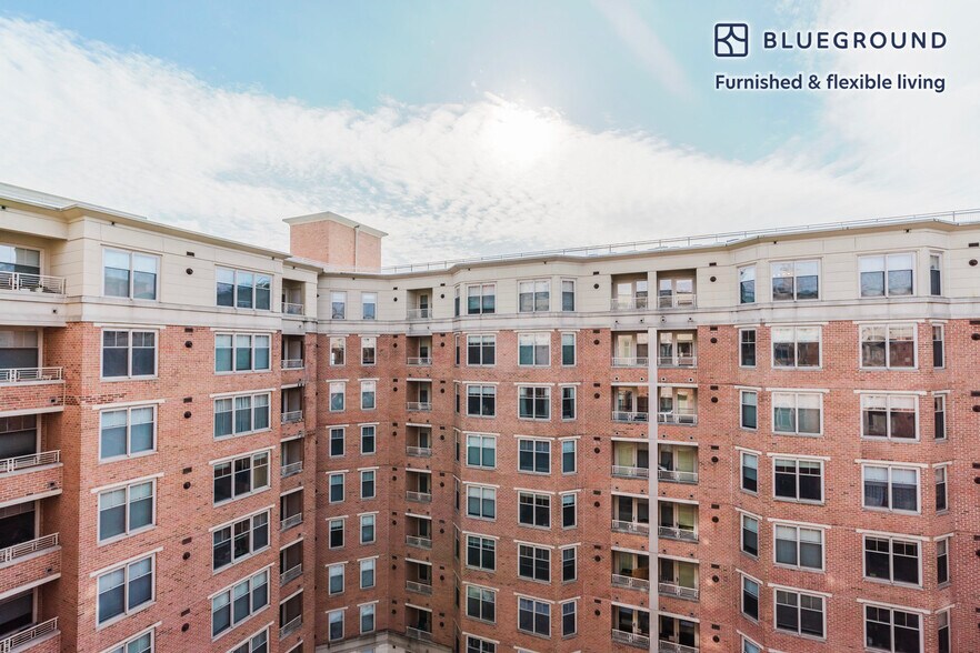 Building Photo - 2400 M St NW