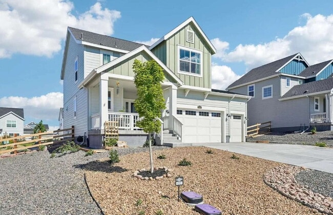 Building Photo - Stunning 4 Bedroom, 2.5 Bath, 3 Car Garage Located in Elizabeth, Co!