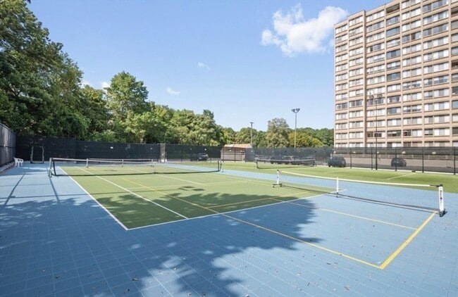 Building Photo - 250 Hammond Pond Pkwy