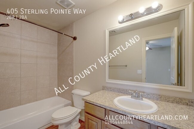 Building Photo - 405 Sterling Pointe Way