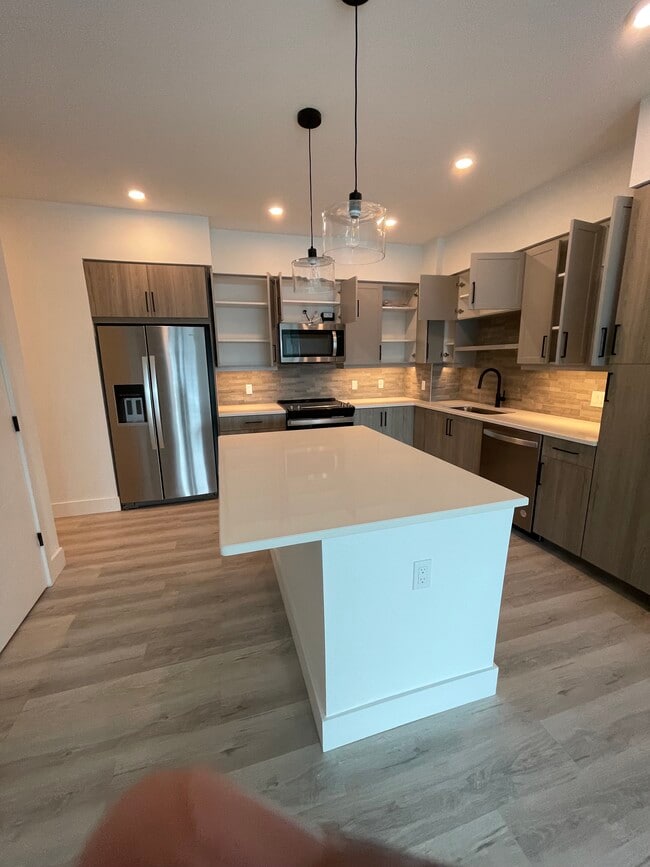 Primary Photo - 63 NW 28th St