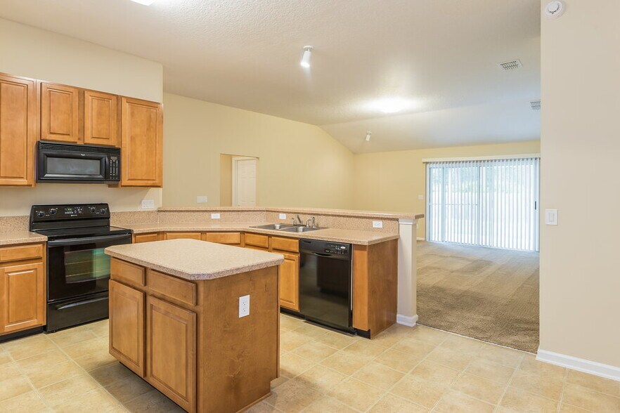 Building Photo - 9225 Hawks Run Ln