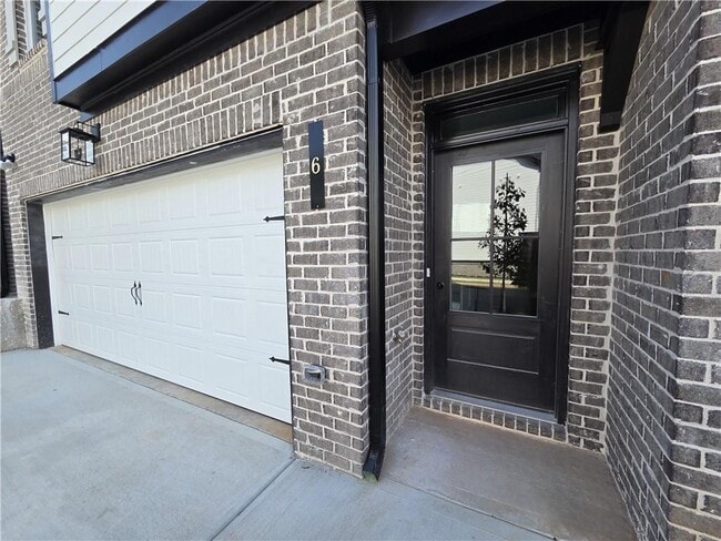 Building Photo - 6 Rock Pk Wy