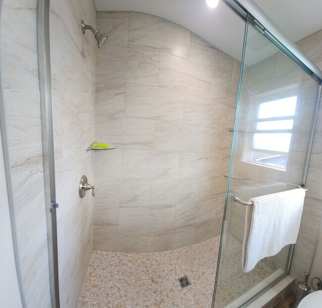 Building Photo - 1 Bed 1 bath Brand new home in Los Osos-All utilities included