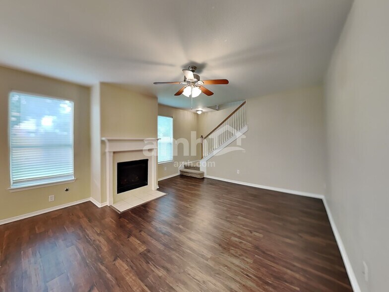 Building Photo - 4807 Chase Court Dr
