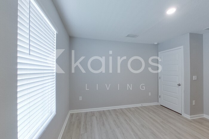 Building Photo - 112 Swallowtail Ln