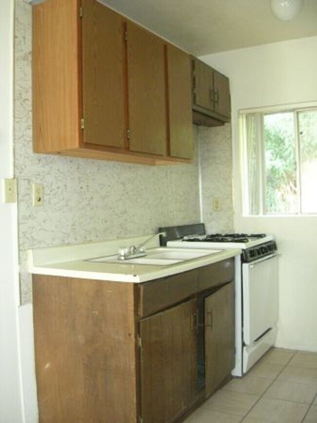 Building Photo - 1 Bed 1 Bath in Tempe – Available August 1
