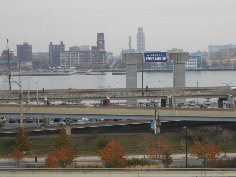 Building Photo - 4 S Front St