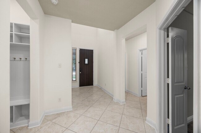 Building Photo - 8222 Lockridge Terrace Ln