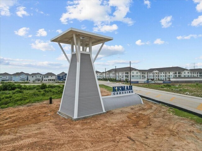 Building Photo - 629 Seabreeze Dr