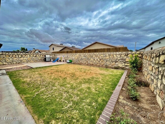 Building Photo - 14664 Igor Kaleri Ave