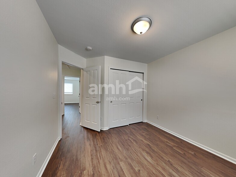 Building Photo - 7785 Blue Vail Way