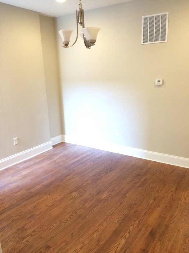Preston Place 1129 N Caroline St Baltimore MD 21213 Apartment Finder