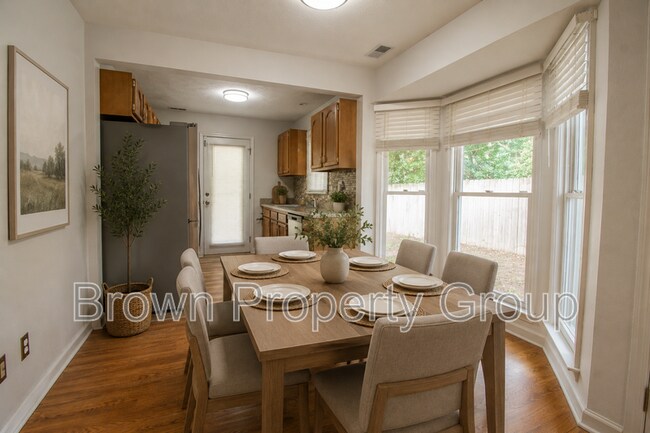 Building Photo - 6839 Shawcross Ln