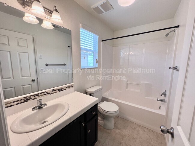 Building Photo - 1484 Mosaic Way