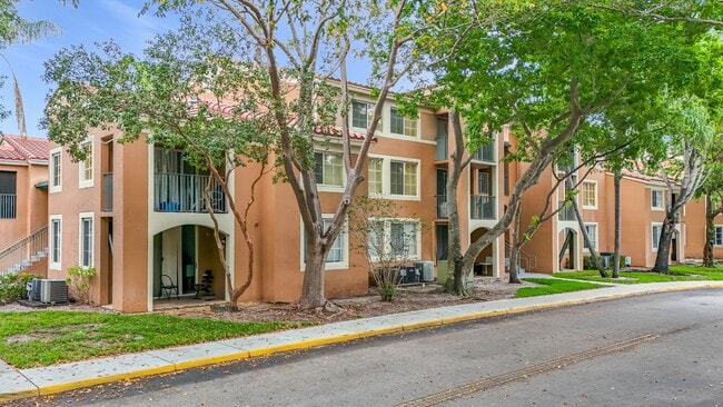 Building Photo - Super Cozy 2 bedroom in Desirable Neighborhood in coconut creek