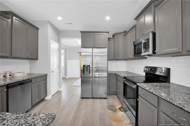 Building Photo - 208 Walker Downs Cir