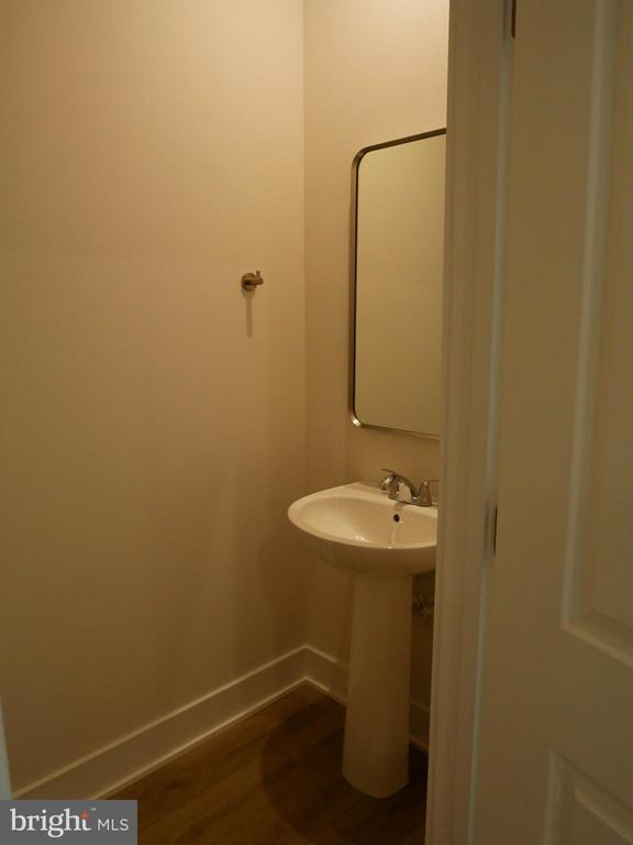 Building Photo - 120 Galaxy Pl