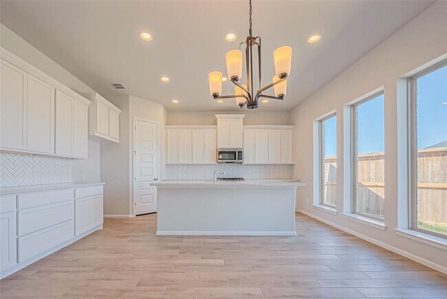Building Photo - 4046 Colony Ln