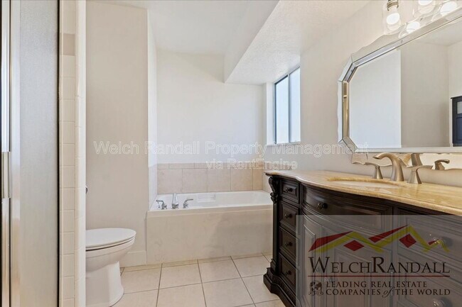 Building Photo - 660 Woodland Hills Dr