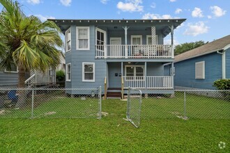 Building Photo - 4020 Avenue O 1/2