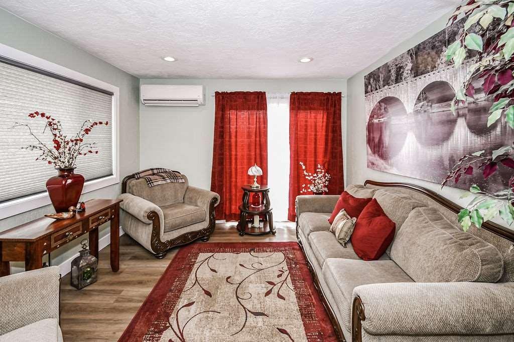 Living Room - 5137 Mesquite Dr