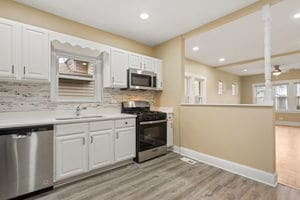 Building Photo - 3507 N Osceola Ave