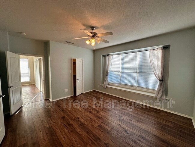 Building Photo - 420 Donagon Ct