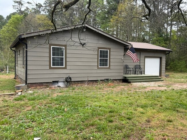 Building Photo - 1195 Fincher Rd