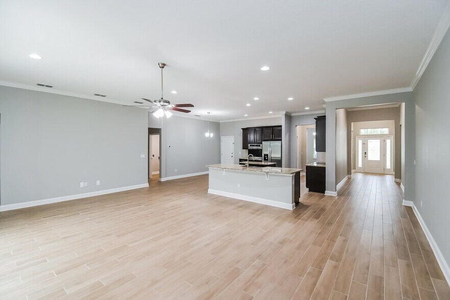 Building Photo - 11541 Paceys Pond Cir
