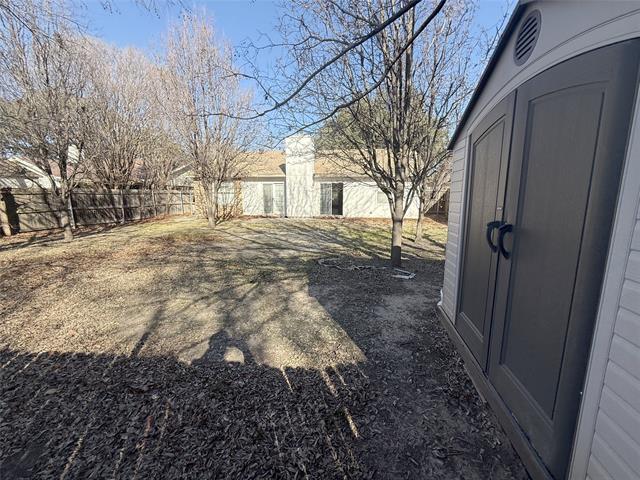 Building Photo - 6628 Fair Oaks Dr